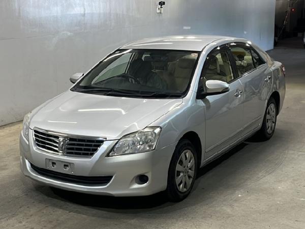 TOYOTA PREMIO 2014 SILVER