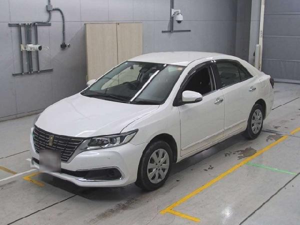TOYOTA PREMIO 2016 WHITE